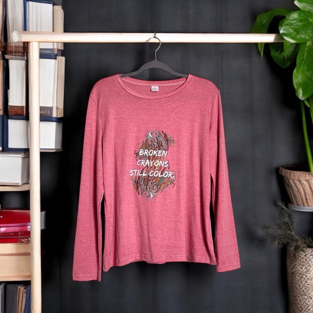 Broken Crayons Still Color. Long Sleeve Tee. Pink.
Size M - Picture 3 of 5